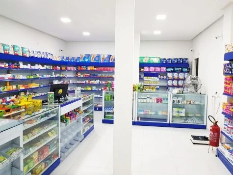 Gôndola para drogaria em São Paulo