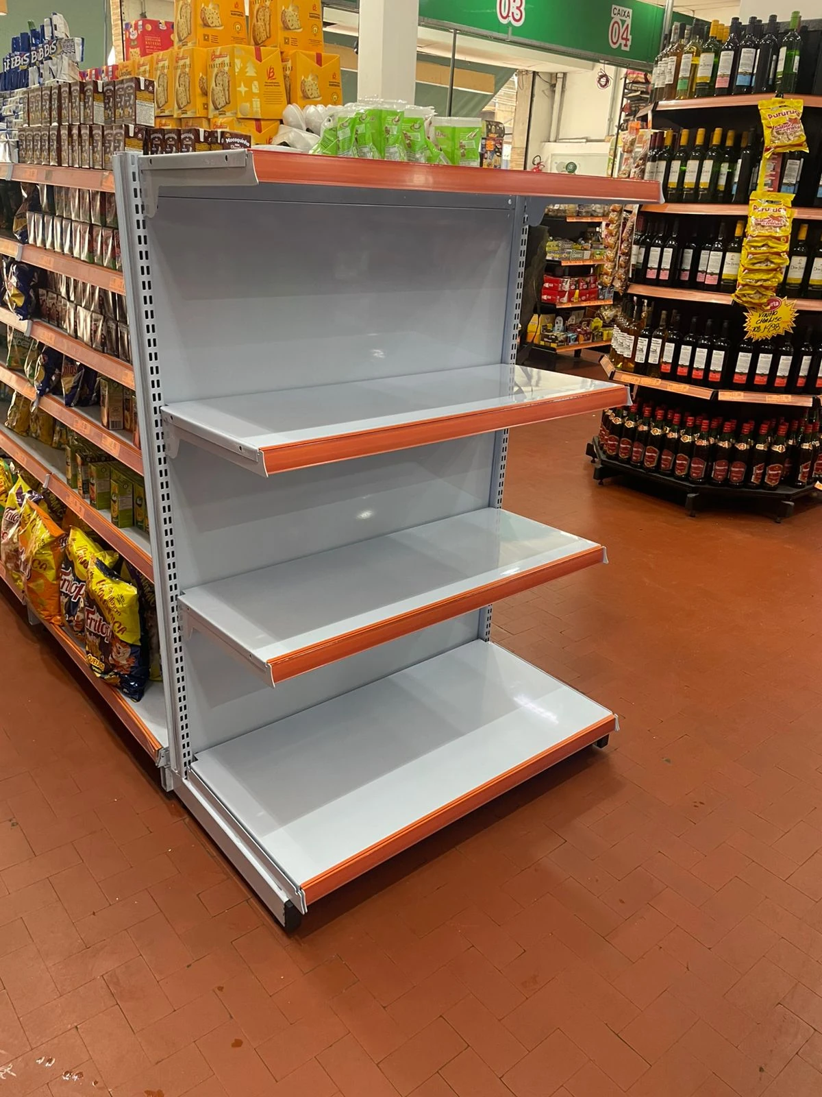 Ponta de gôndola de supermercado em São Paulo
